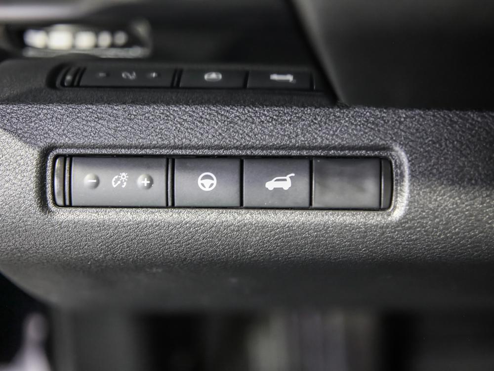 Nissan Pathfinder SV TECH 2022 d&rsquo;occasion à vendre - 24