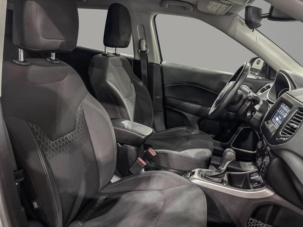 Jeep Compass sport 2019 d&rsquo;occasion à vendre - 26