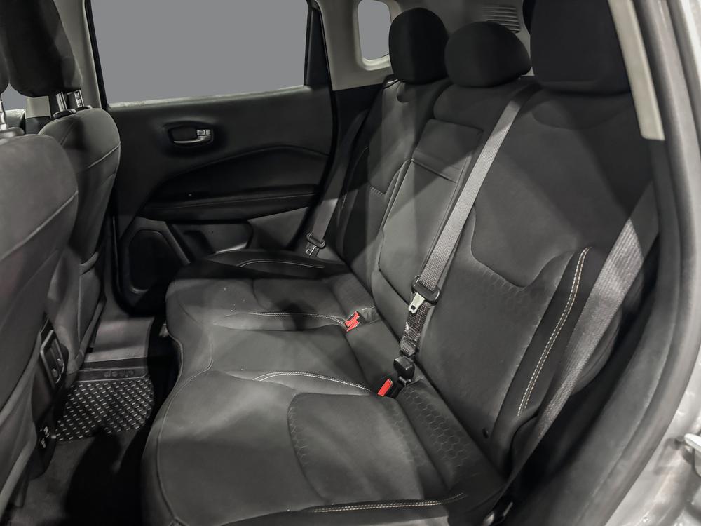 Jeep Compass sport 2019 d&rsquo;occasion à vendre - 22