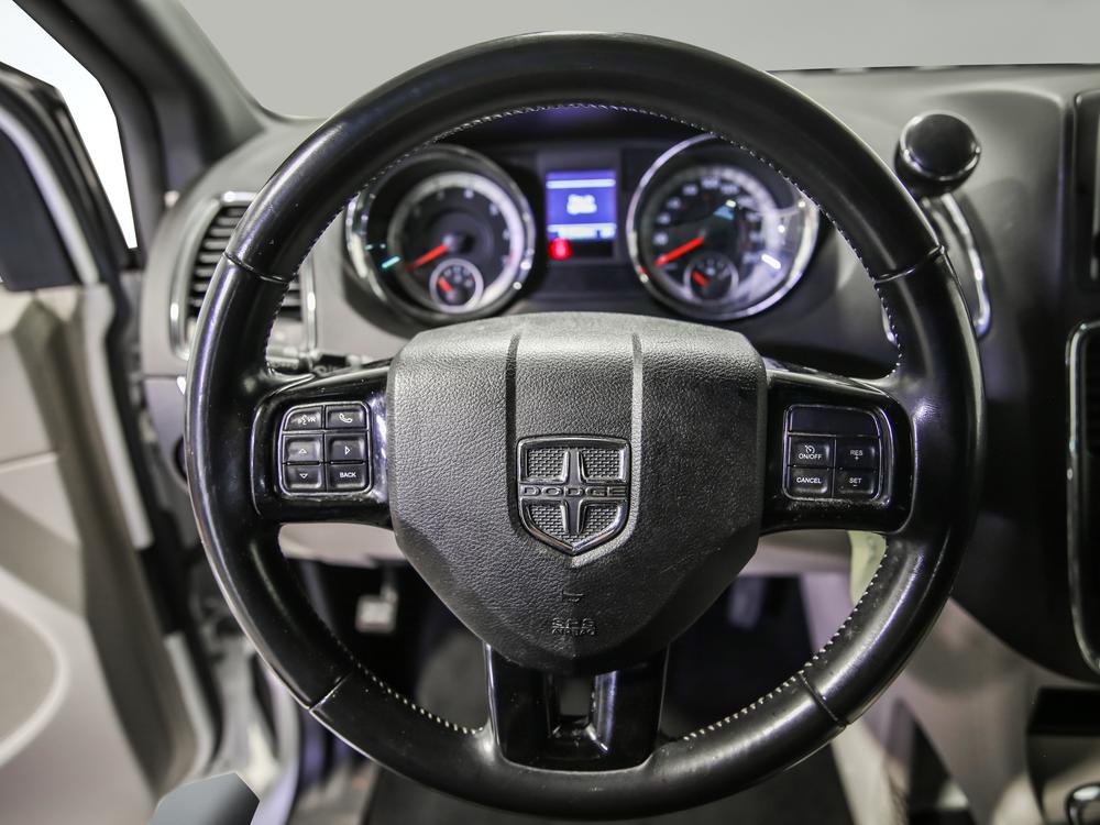 Dodge Grand Caravan SXT Premium 2019 d&rsquo;occasion à vendre - 18