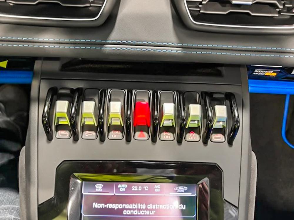 Lamborghini Huracan EVO RWD SPYDER 2023 d&rsquo;occasion à vendre - 28