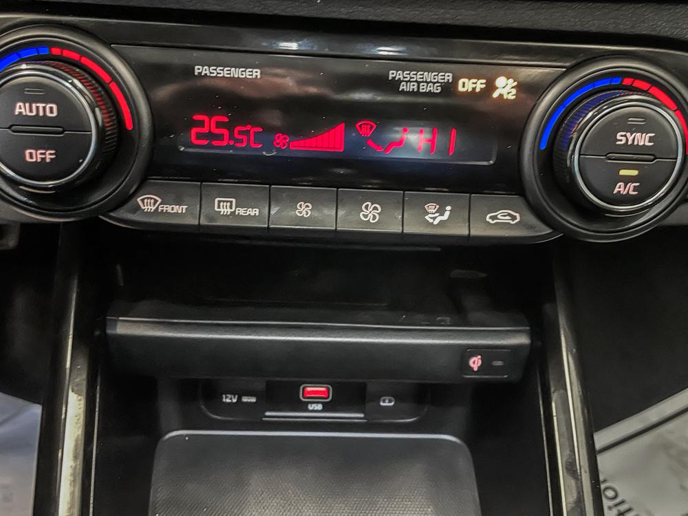 Kia Forte EX PREMIUM 2023 d&rsquo;occasion à vendre - 18