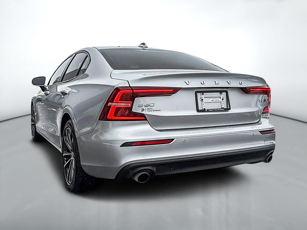 Volvo S60 T6 MOMENTUM AWD 2021 d&rsquo;occasion à vendre - 8