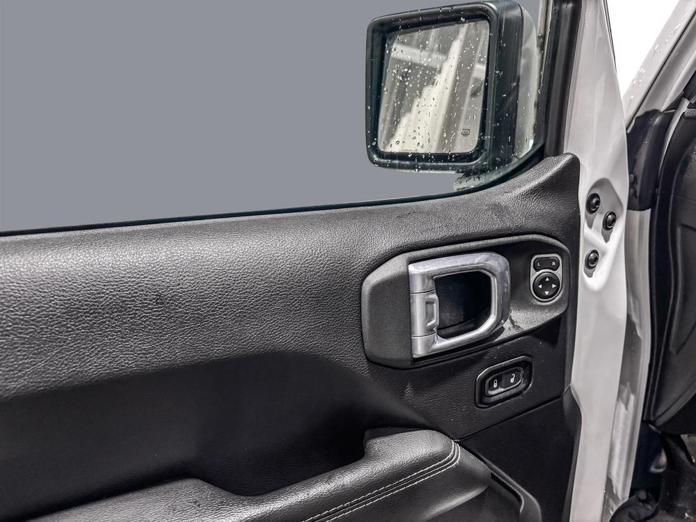 Jeep Wrangler Unlimited Sahara 2021 d&rsquo;occasion à vendre - 11