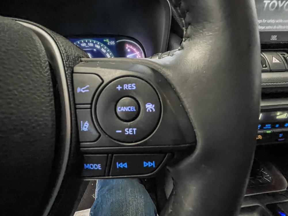 Toyota RAV4 LIMITED 2019 d&rsquo;occasion à vendre - 16