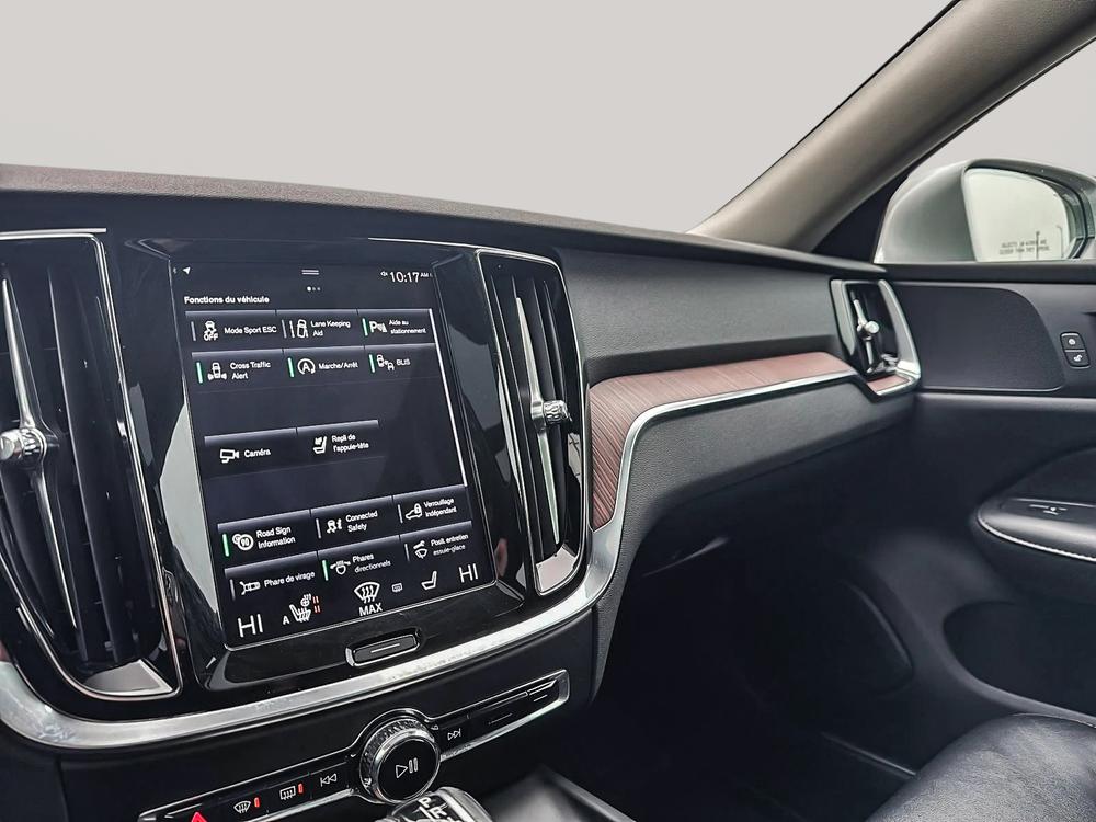 Volvo S60 T6 MOMENTUM AWD 2021 d&rsquo;occasion à vendre - 18