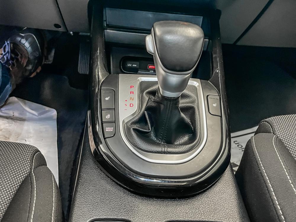 Kia Forte EX PREMIUM 2023 d&rsquo;occasion à vendre - 19