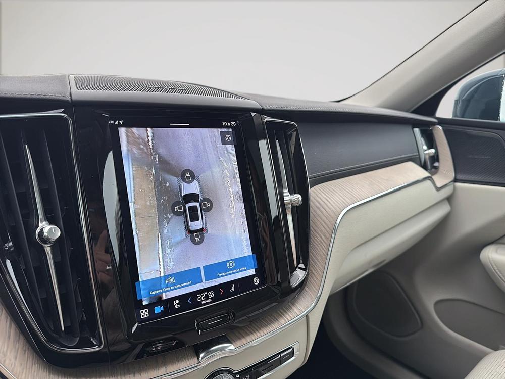 Volvo XC60 Recharge T8 ULTIMATE AWD 2023 d&rsquo;occasion à vendre - 18