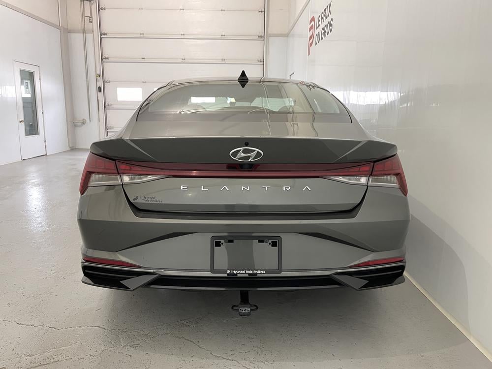 Hyundai Elantra Luxury 2023 d’occasion à vendre - 7