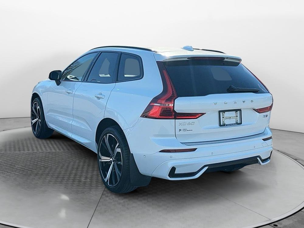 Volvo XC60 B5 ULTIMATE AWD // DARK THEME *DEMO* 2024 d’occasion à vendre - 8