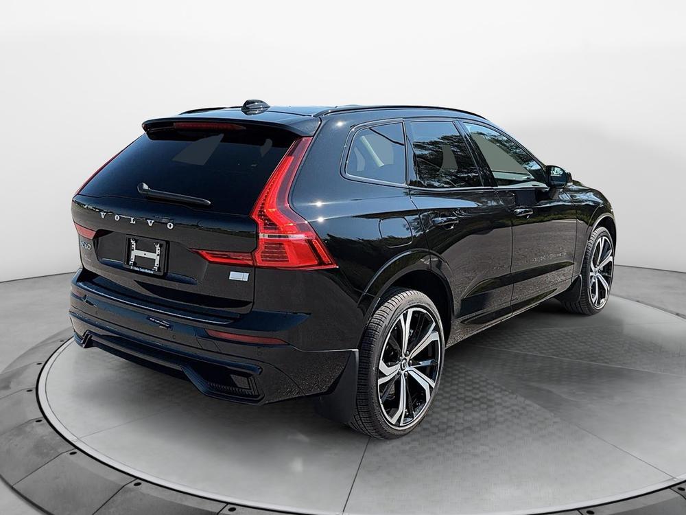 Volvo XC60 Recharge T8 ULTIMATE PHEV AWD // DARK THEME*DEMO* 2024 d’occasion à vendre - 4