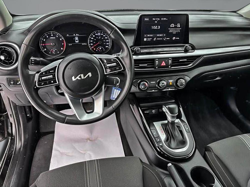 Kia Forte5 EX 2020 d’occasion à vendre - 13