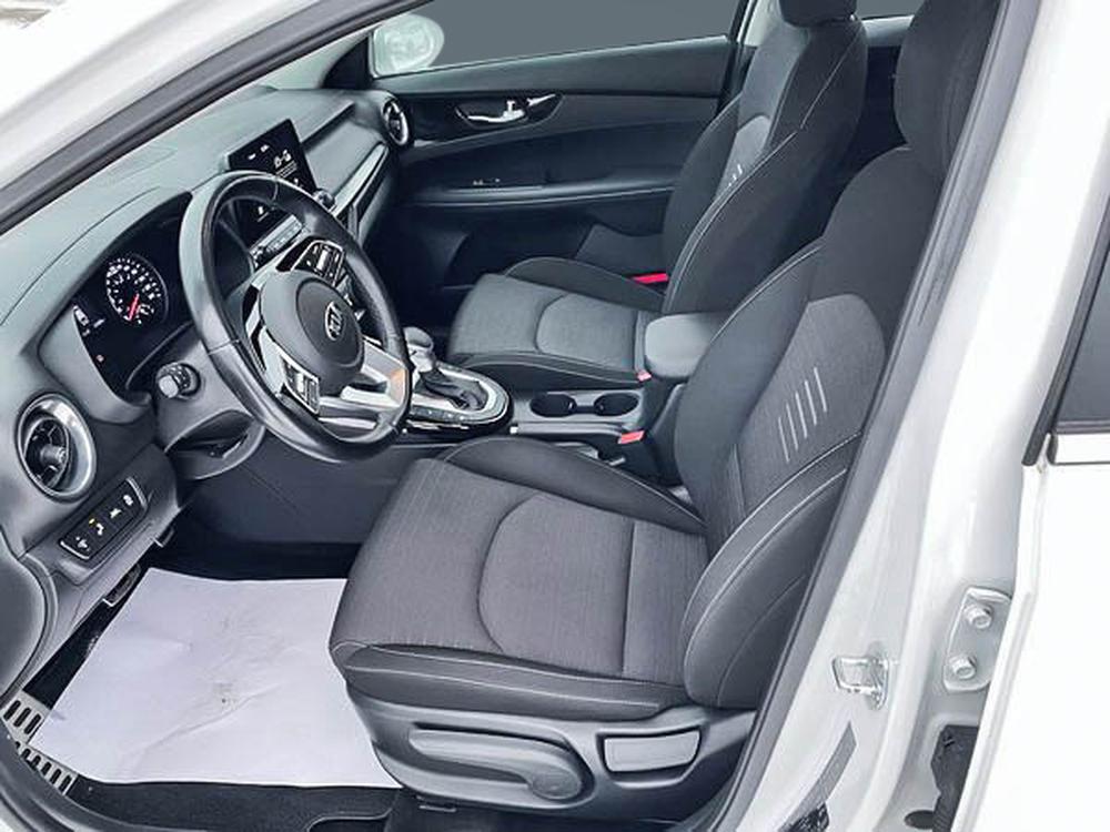 Kia Forte5 EX 2020 d’occasion à vendre - 12