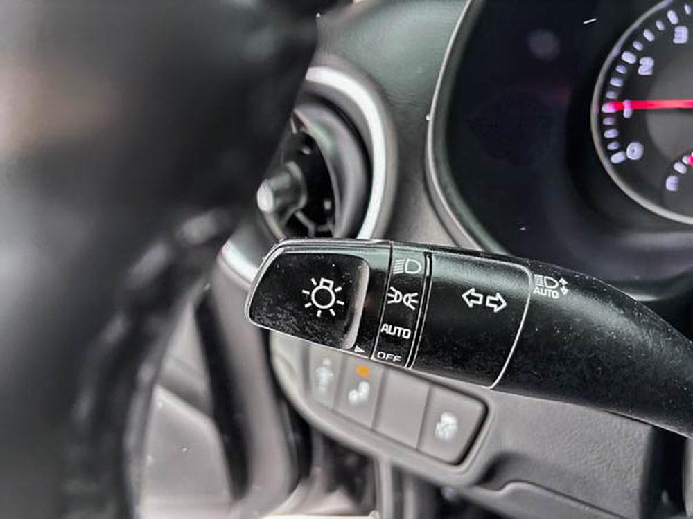 Kia Forte5 EX 2020 d’occasion à vendre - 18