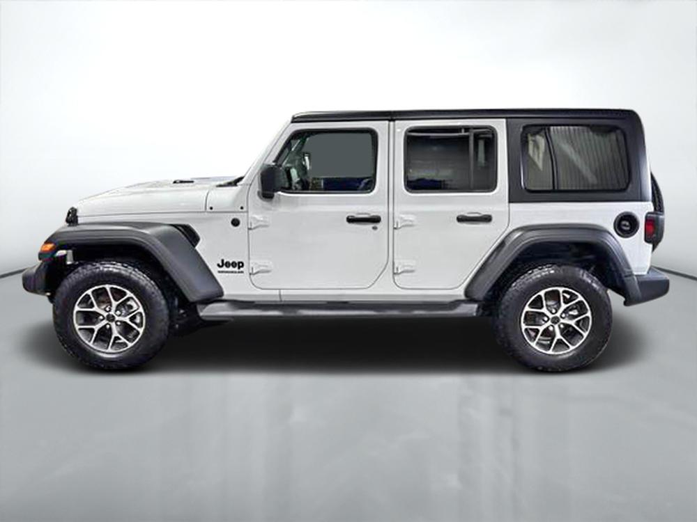Jeep Wrangler Unlimited SPORT S 2 toits 2024 à vendre à Shawinigan - 4