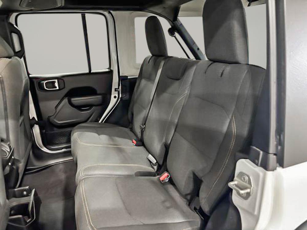 Jeep Wrangler Unlimited SPORT S 2 toits 2024 à vendre à Shawinigan - 12