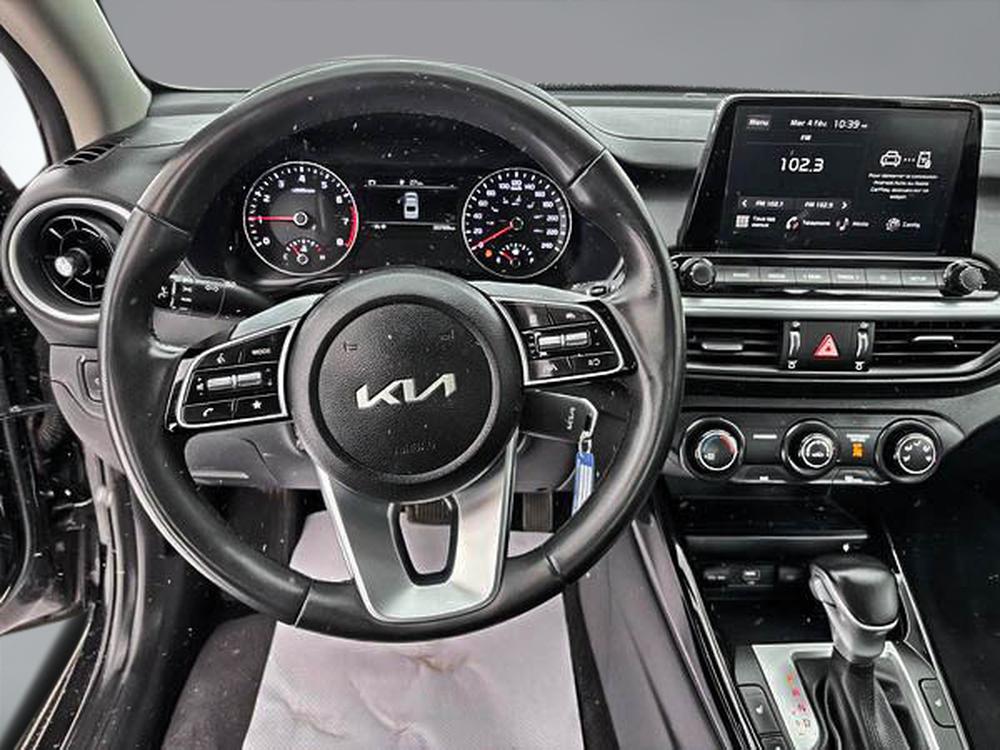 Kia Forte5 EX 2020 d’occasion à vendre - 14