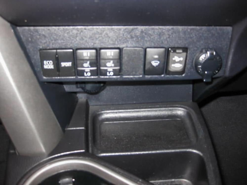 Toyota RAV4 LE 2018 d’occasion à vendre - 34