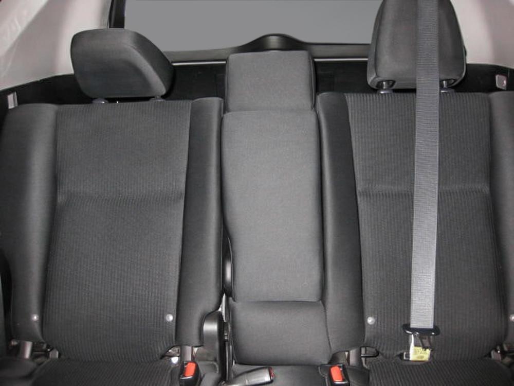 Toyota RAV4 LE 2018 d’occasion à vendre - 36
