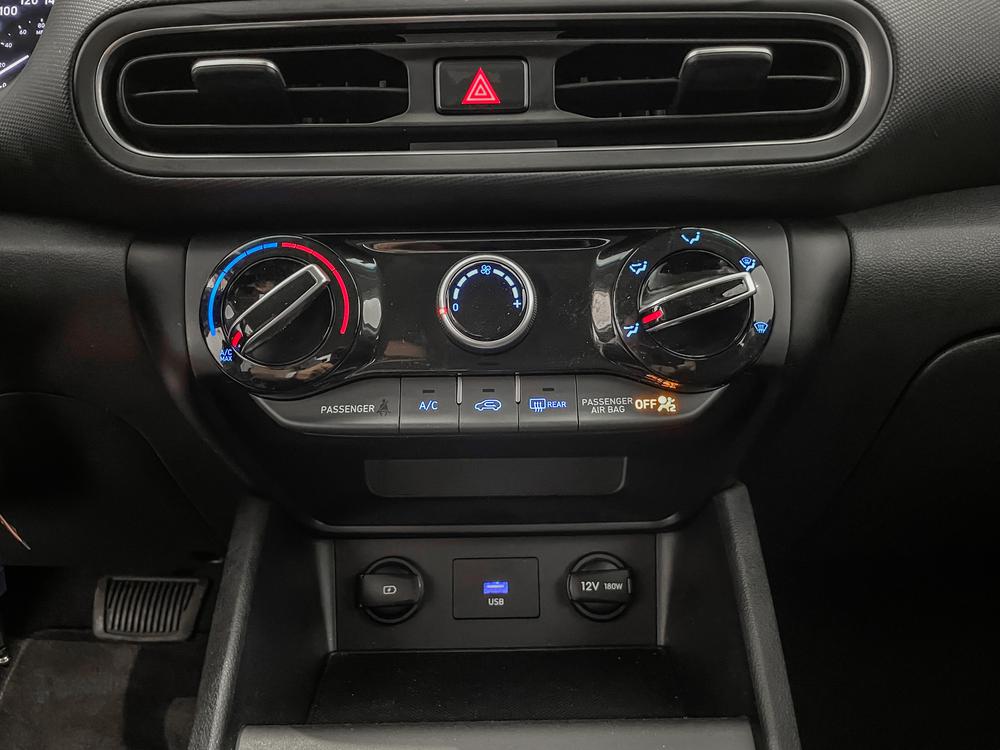 Hyundai Kona 2.0L ESSENTIAL 2022 d’occasion à vendre - 26