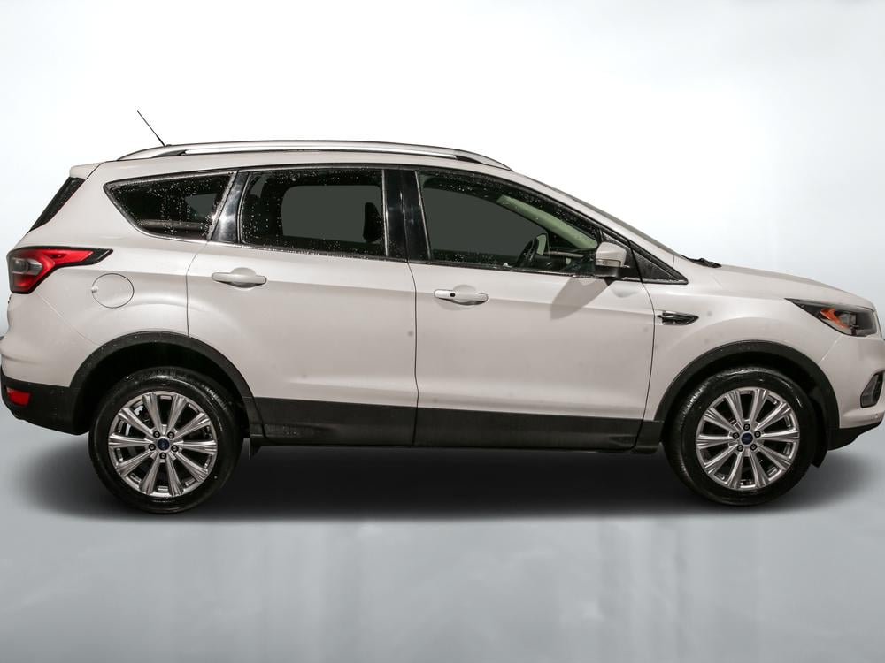 Ford Escape TITANIUM 2018 d’occasion à vendre - 2