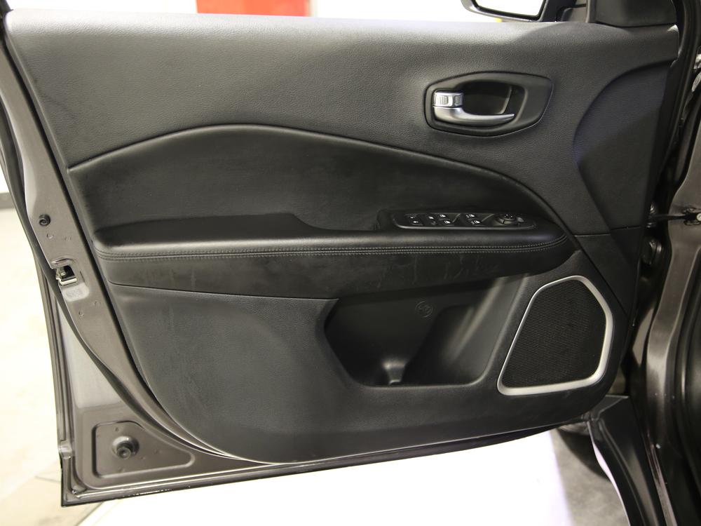 Jeep Compass Altitude 2021 d’occasion à vendre - 14