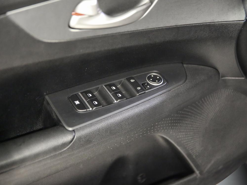 Kia Forte LX 2020 d’occasion à vendre - 16