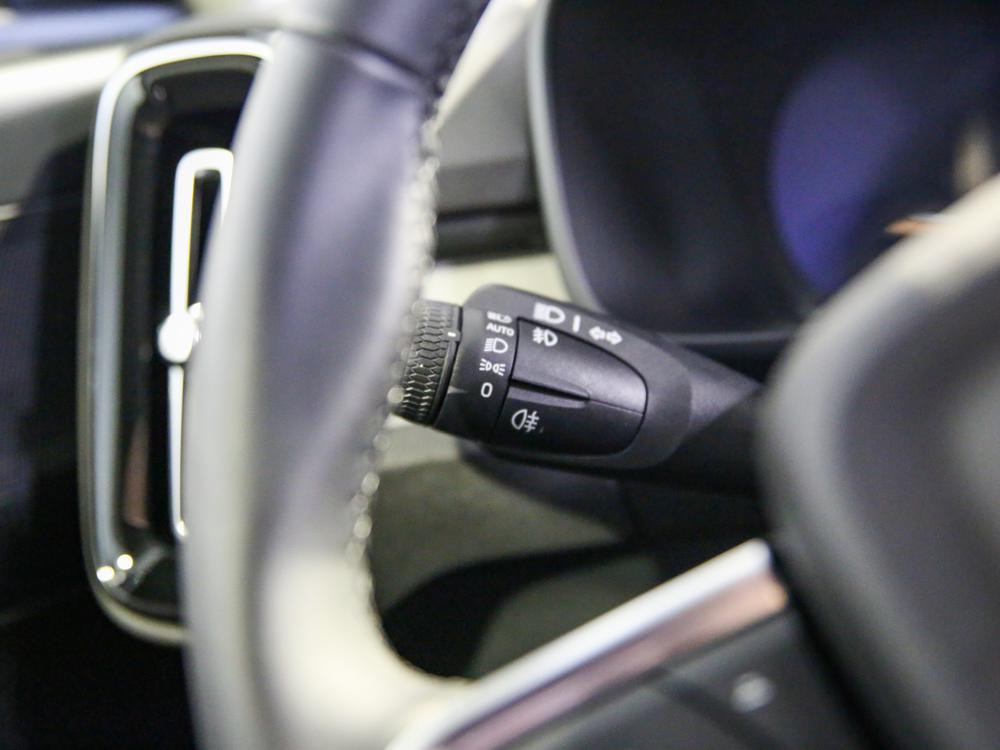 Volvo XC40 B5 CORE // AWD // DARK THEME 2024 d’occasion à vendre - 22