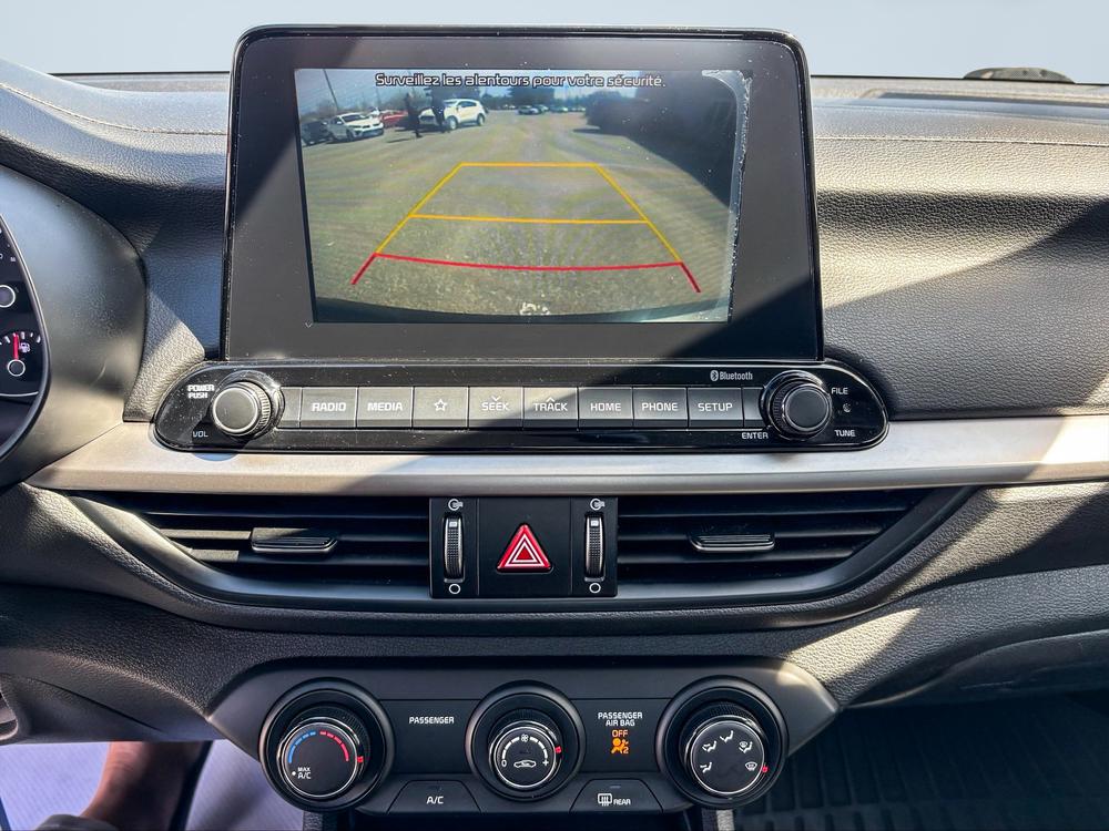 Kia Forte LX 2020 d’occasion à vendre - 24