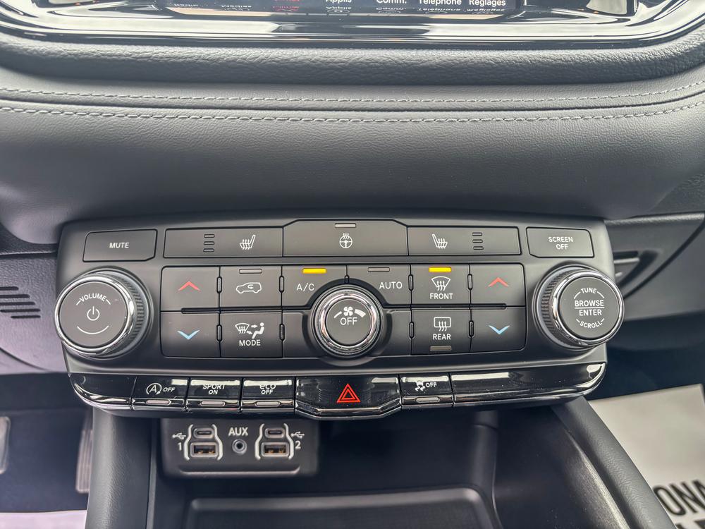 Dodge Durango SXT PLUS BLACKTOP 2024 à vendre à Shawinigan - 18