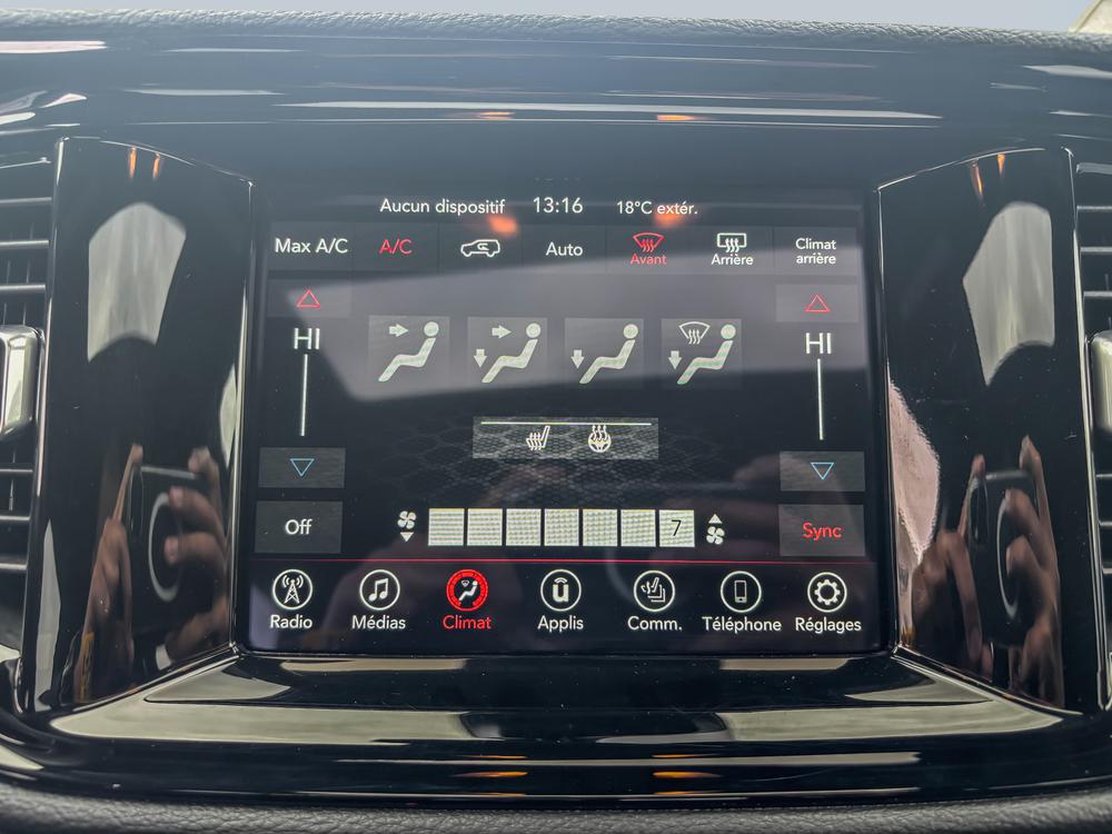 Dodge Durango SXT PLUS BLACKTOP 2024 à vendre à Shawinigan - 17