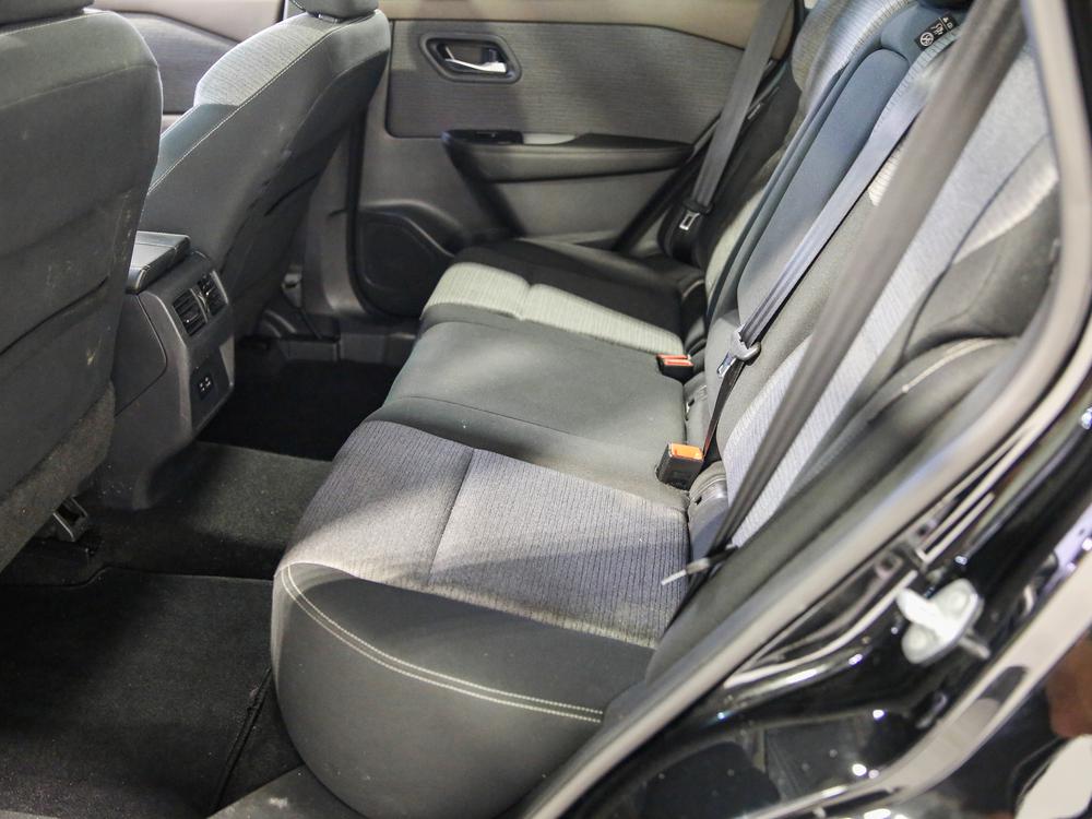 Nissan Rogue SV 2021 d’occasion à vendre - 35