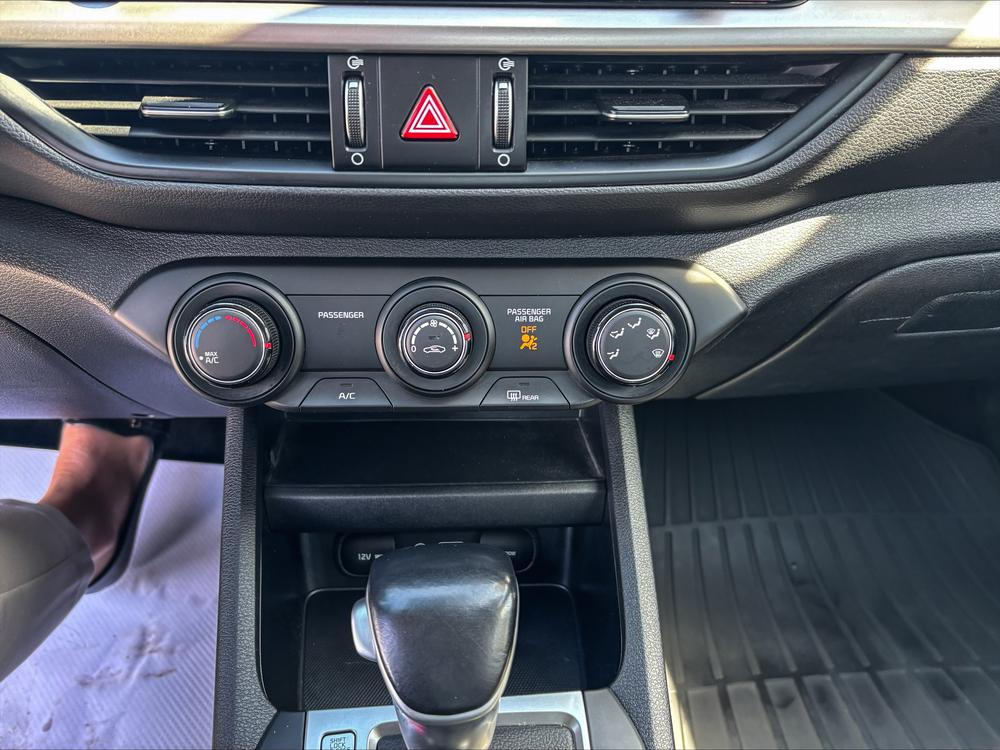 Kia Forte LX 2020 d’occasion à vendre - 26