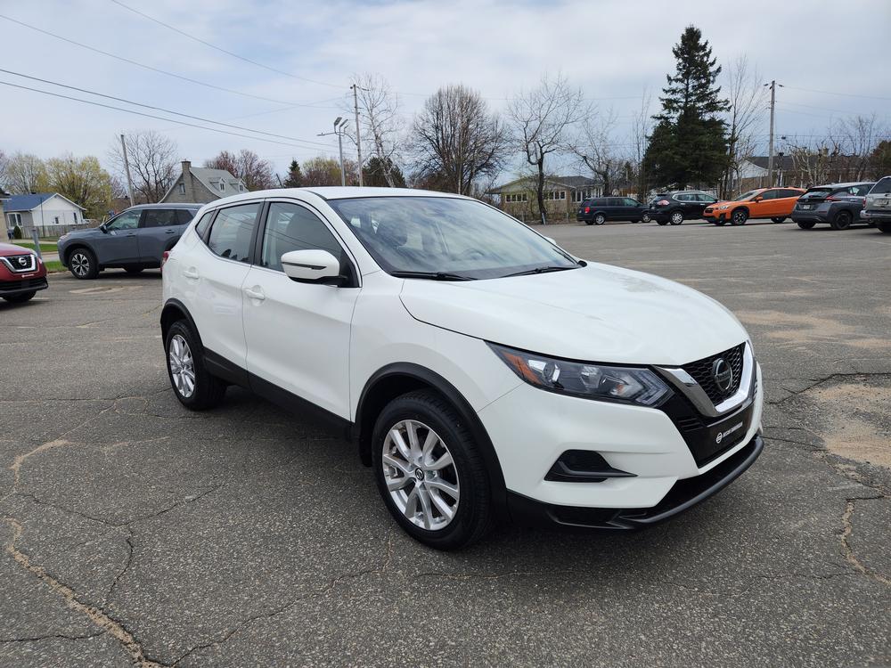 Nissan Qashqai S