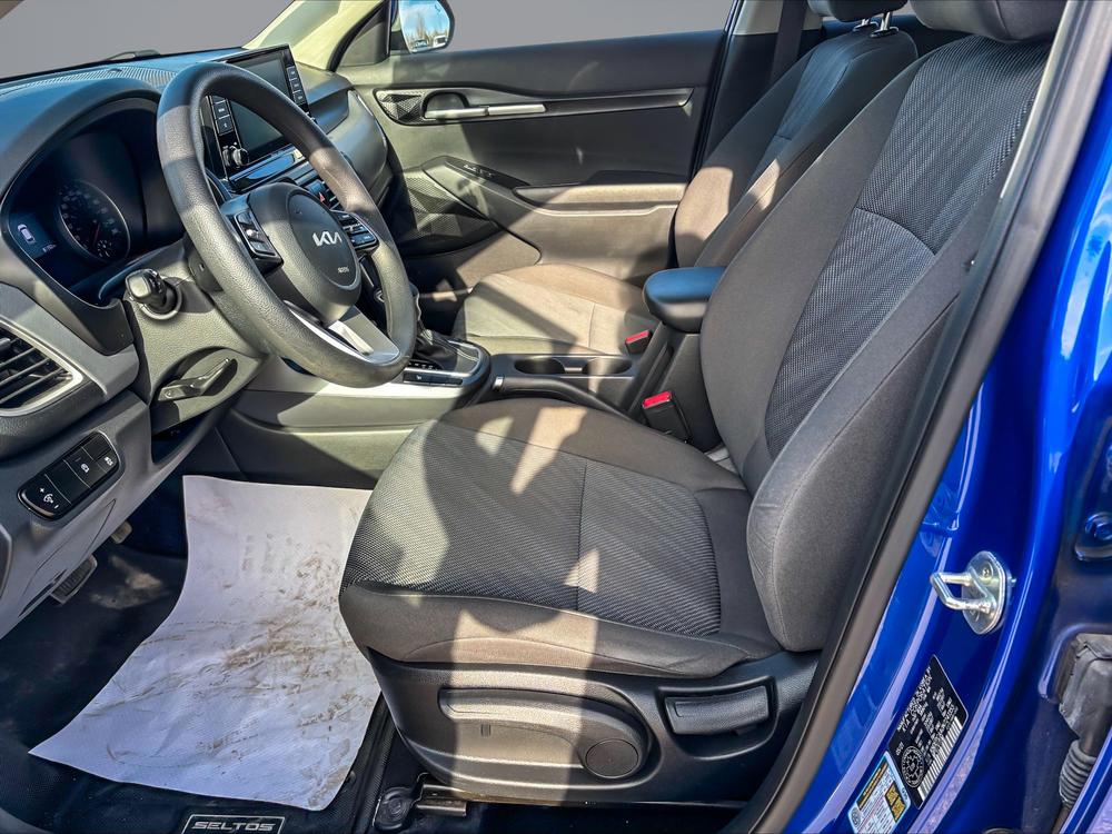 Kia Seltos LX AWD 2022 d’occasion à vendre - 12