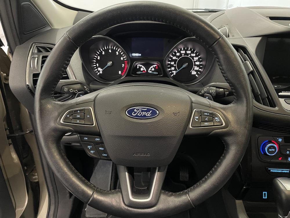 Ford Escape Titanium AWD 2017 d’occasion à vendre - 17