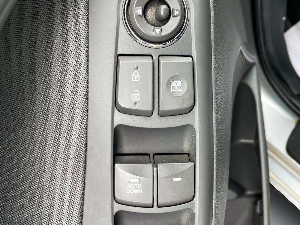 Hyundai Elantra GLS 2013 d’occasion à vendre - 11