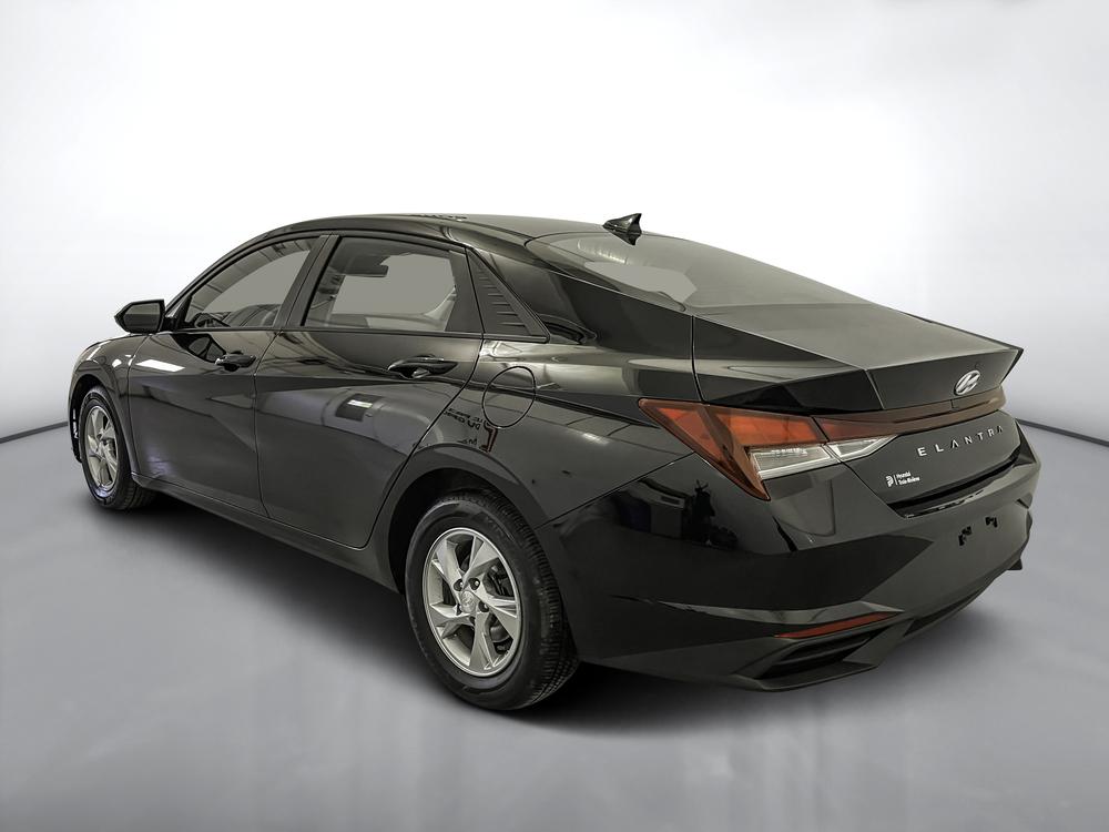 Hyundai Elantra Essential 2022 d’occasion à vendre - 6