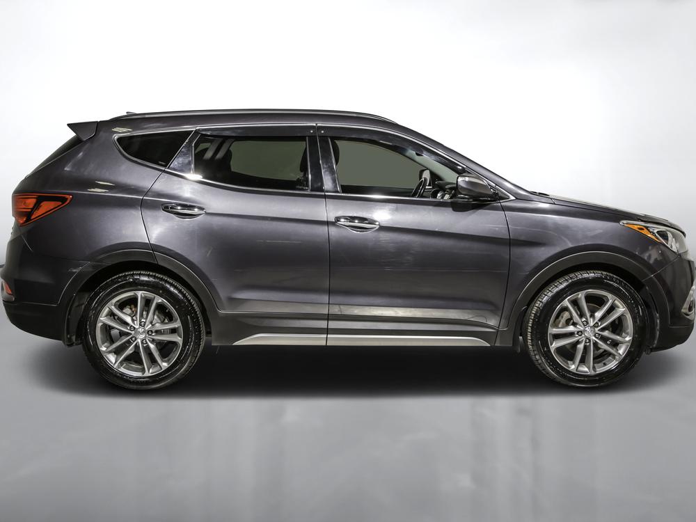 Hyundai Santa Fe Sport Sport 2017 d’occasion à vendre - 2