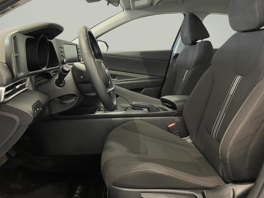 Hyundai Elantra Preferred 2022 d’occasion à vendre - 29