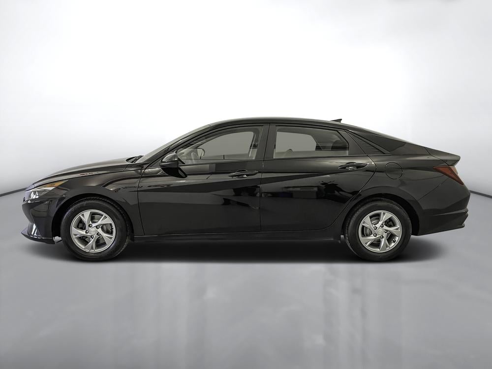 Hyundai Elantra Essential 2022 d’occasion à vendre - 4