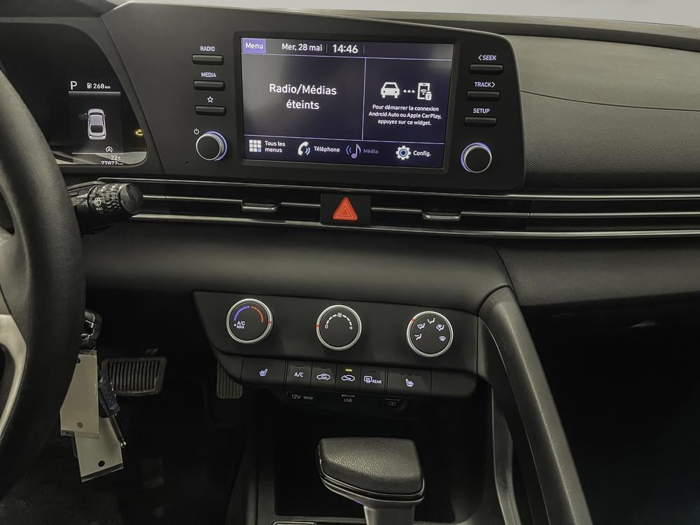 Hyundai Elantra Essential 2022 d’occasion à vendre - 21