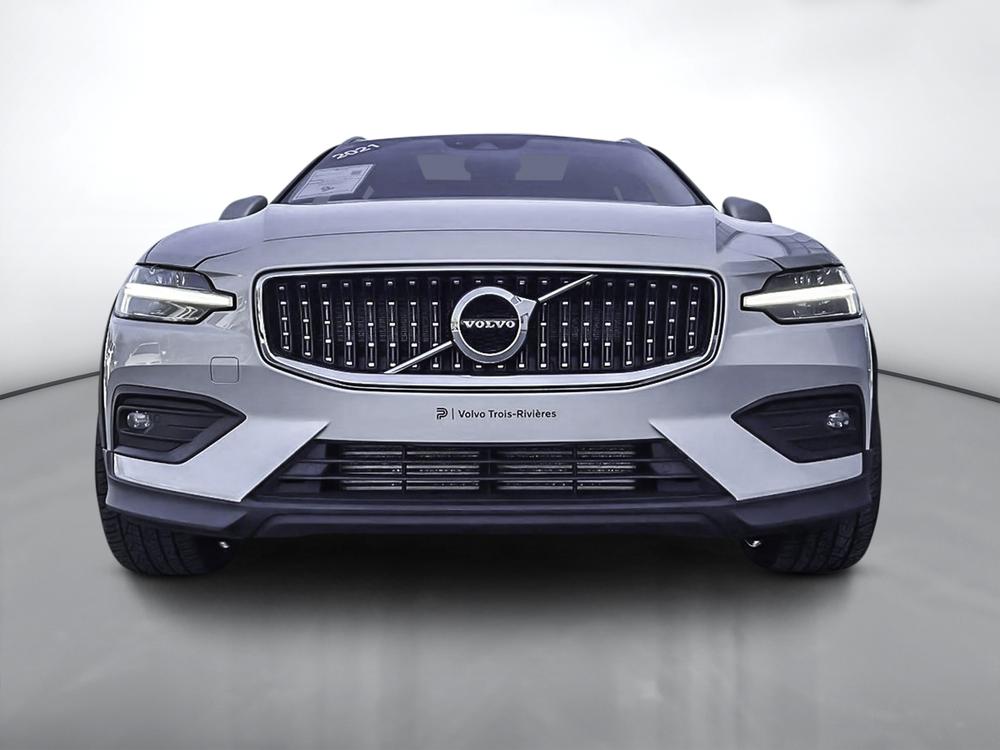 Volvo V60 Cross Country T5 AWD 2021 d’occasion à vendre - 2