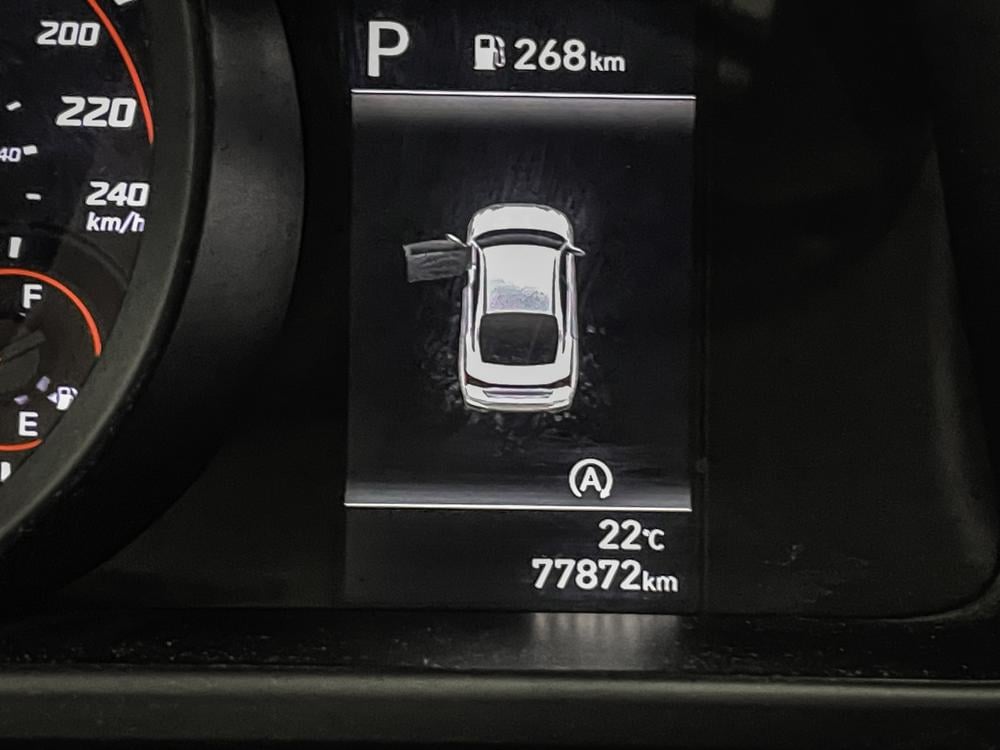 Hyundai Elantra Essential 2022 d’occasion à vendre - 18