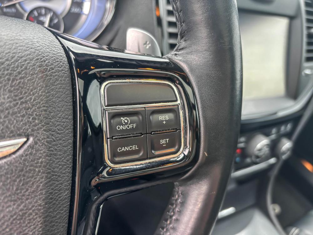 Chrysler 300 S 2014 d’occasion à vendre - 21