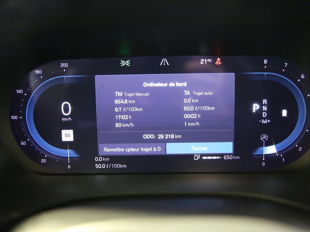 Volvo XC60 B5 PLUS AWD // DARK THEME 2024 d’occasion à vendre - 23