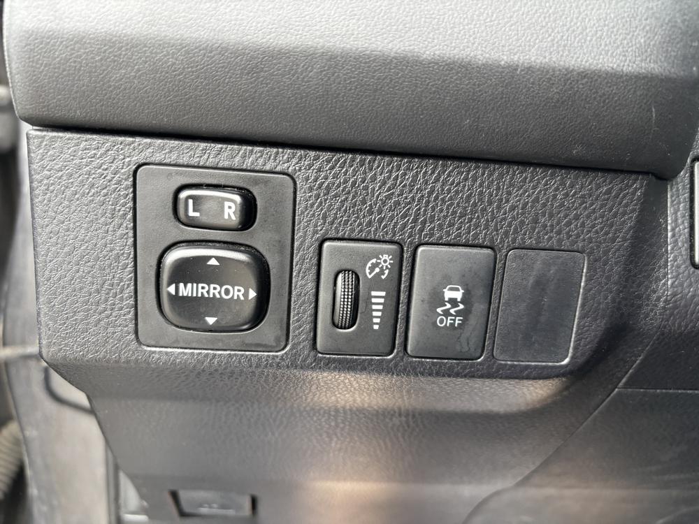 Toyota RAV4 LE 2015 d’occasion à vendre - 16
