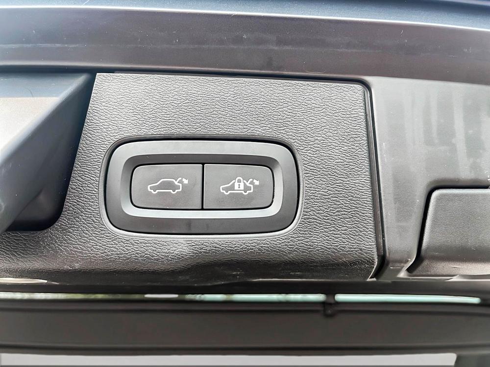 Volvo XC60 B6 ULTIMATE 2023 d’occasion à vendre - 17