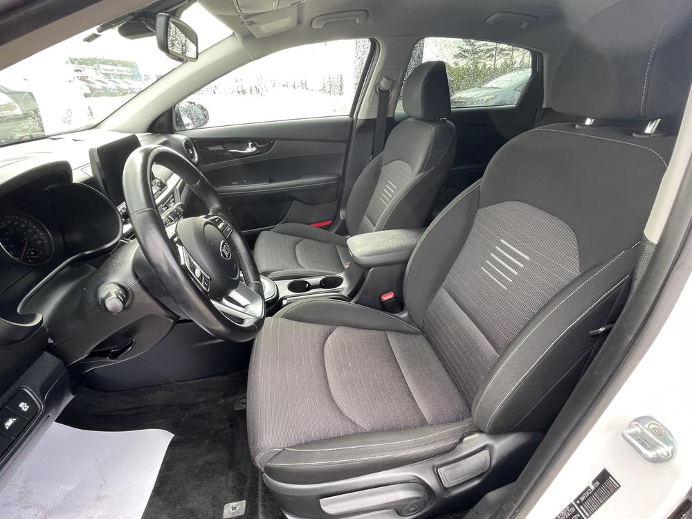 Kia Forte5 EX 2020 d’occasion à vendre - 13