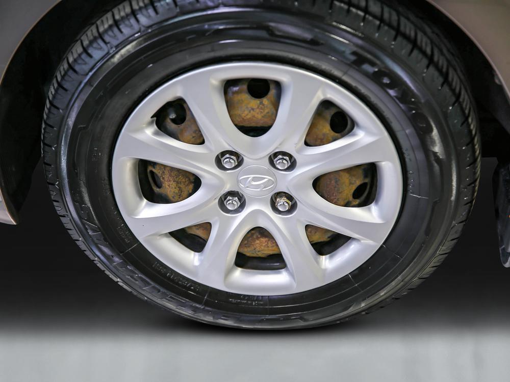 Hyundai Accent GLS 2013 d’occasion à vendre - 11